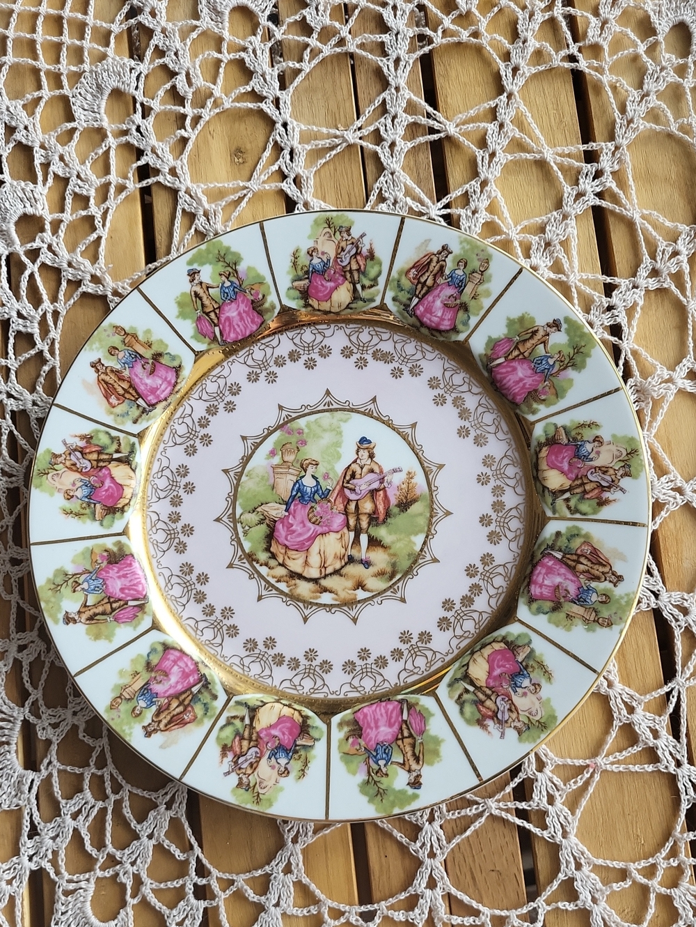 Saji Fine China Courting Couple Made In Japan Love Story  Plate in Pink and Gold